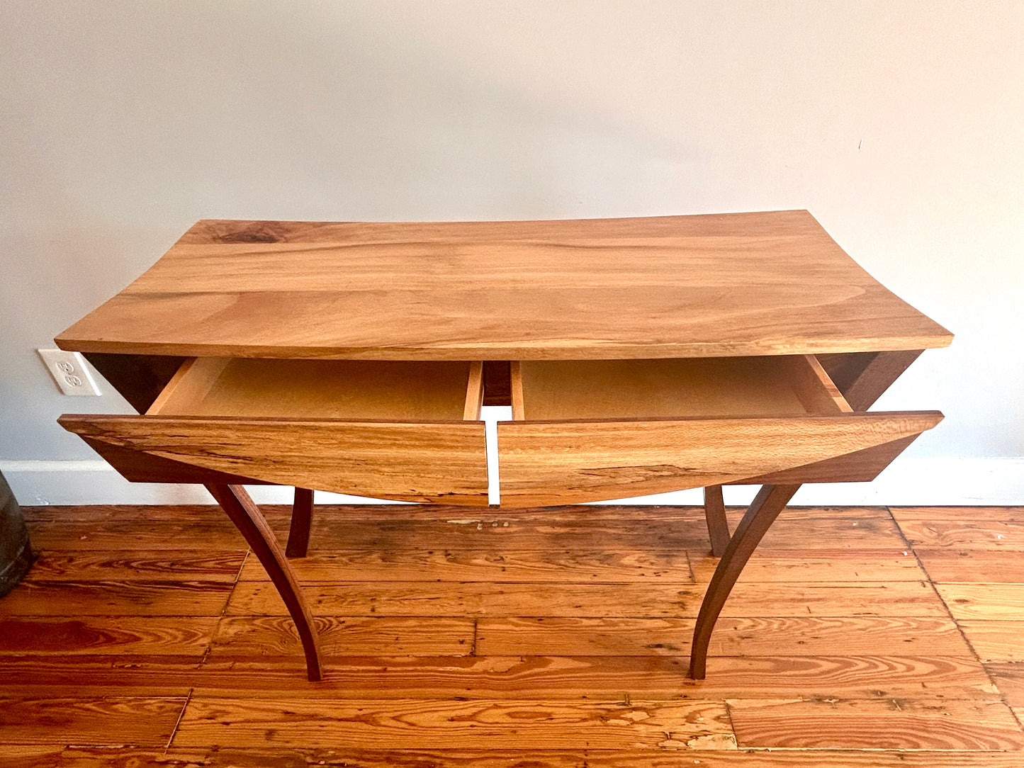 Sycamore Curve Entry Table